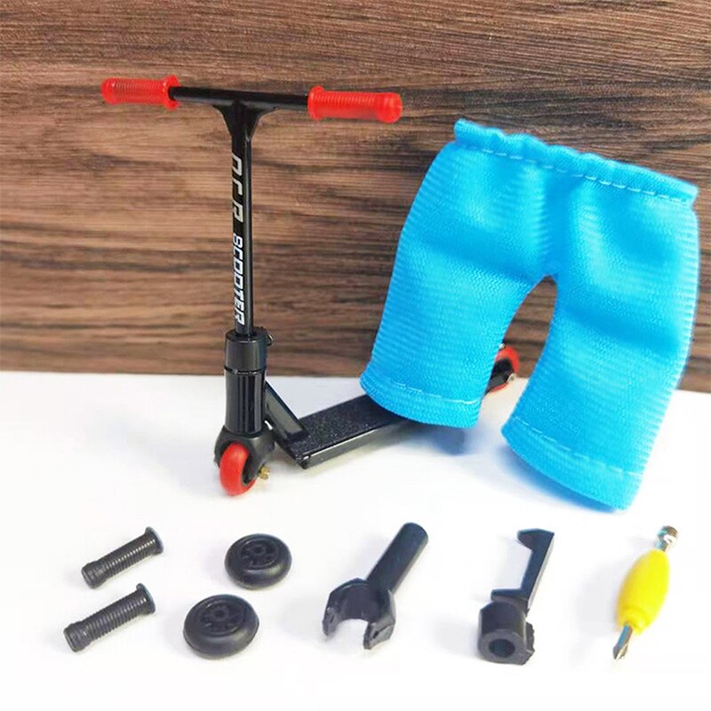 Legering Vinger Scooter Met Mini Scooters Gereedschap En Vinger Boord Accessoires Mini Skateboard Vinger Speelgoed Voor 3 + Jaar Oud kid: BK