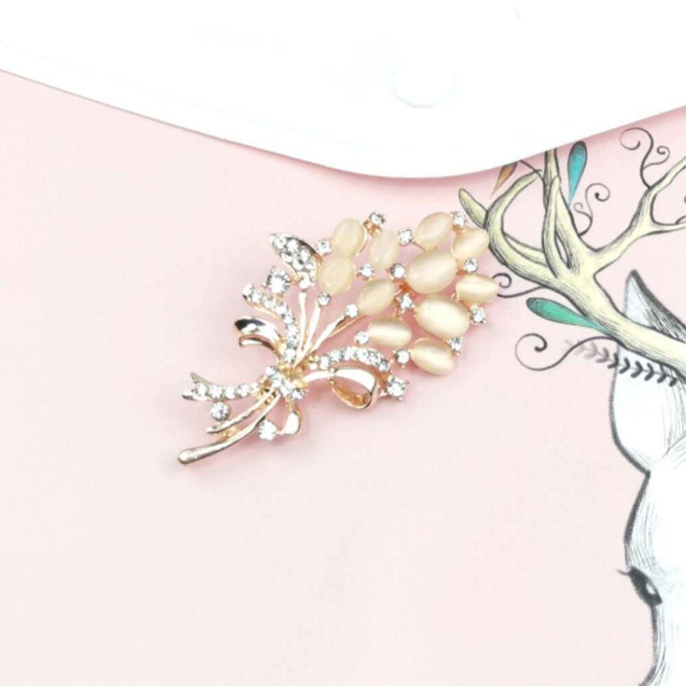 Modieuze opaal stenen bloem broche speld kledingaccessoires verjaardag broches voor vrouwen strass broche speld