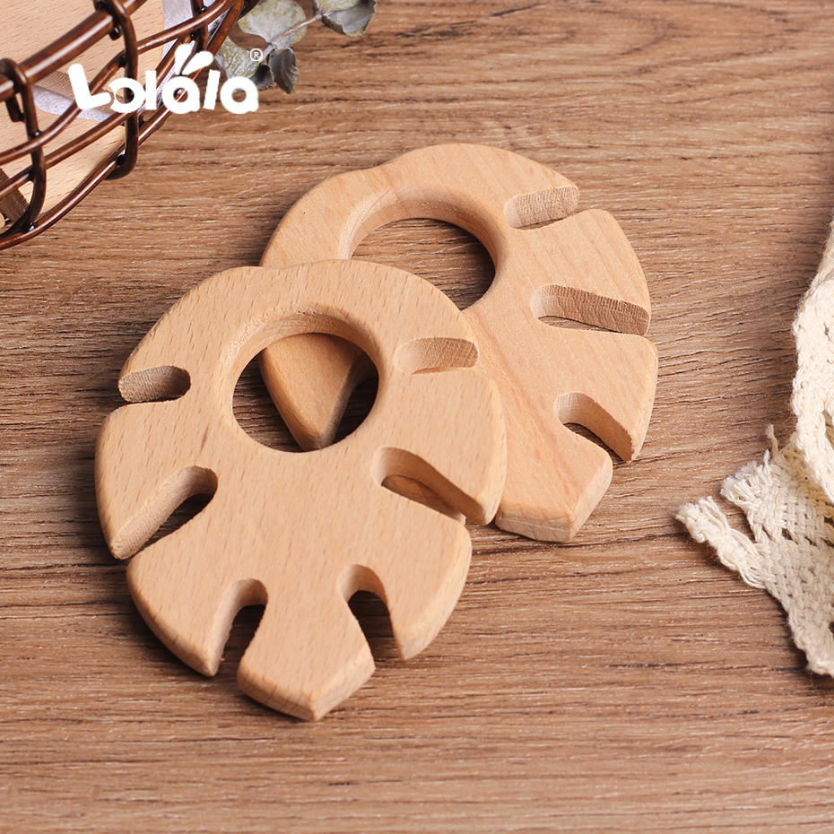 20pcs Wood Teether 20Pc Pure Natural Maple Leaf Shaped Baby Teething Nursing Beech Teether Baby DIY Pendant Toy Christmas