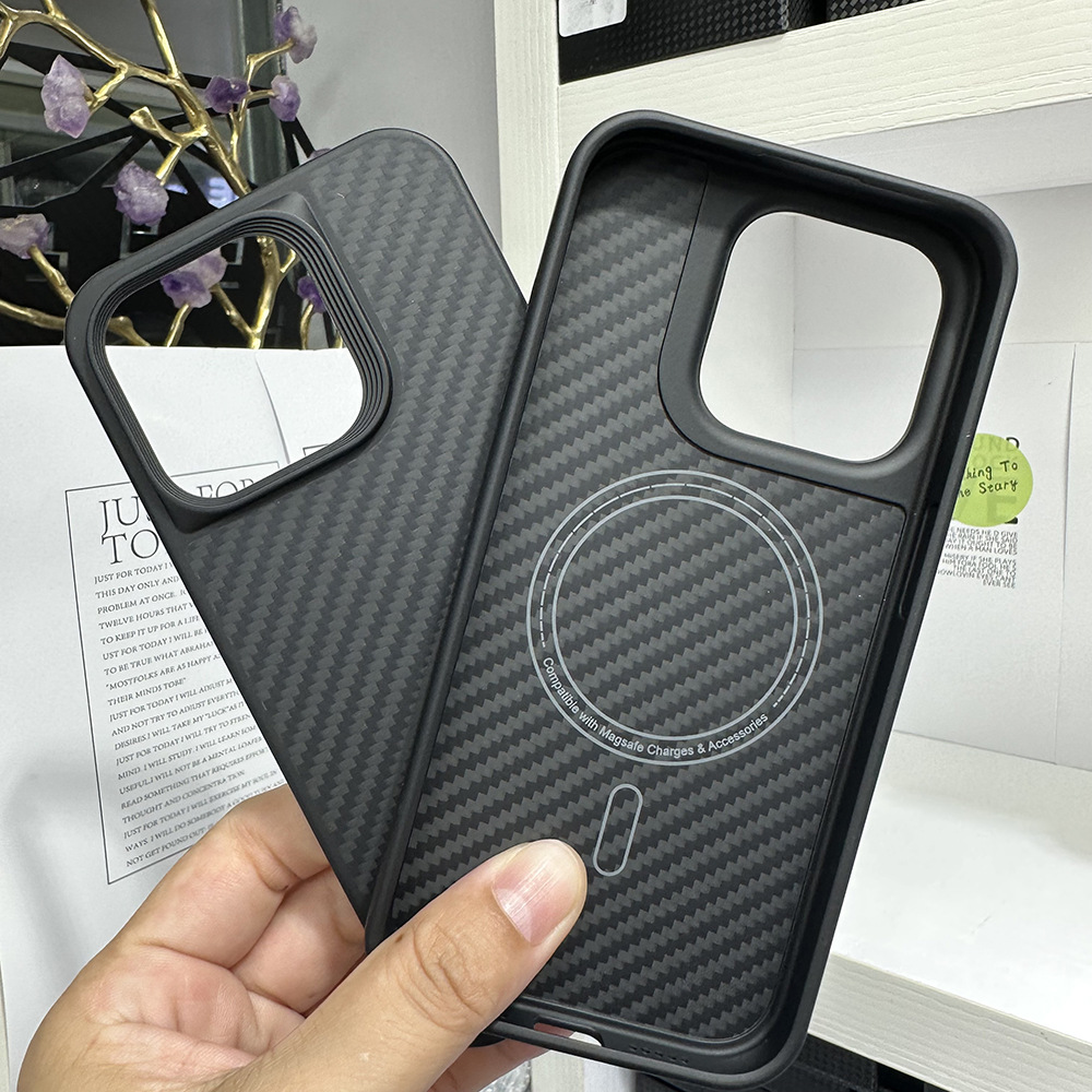 Kevlar carbon fiber phone case for iPhone 16 15Pro 14Pro max 13Pro with wireless charging protective case For iPhone 15 PLus: Plastic