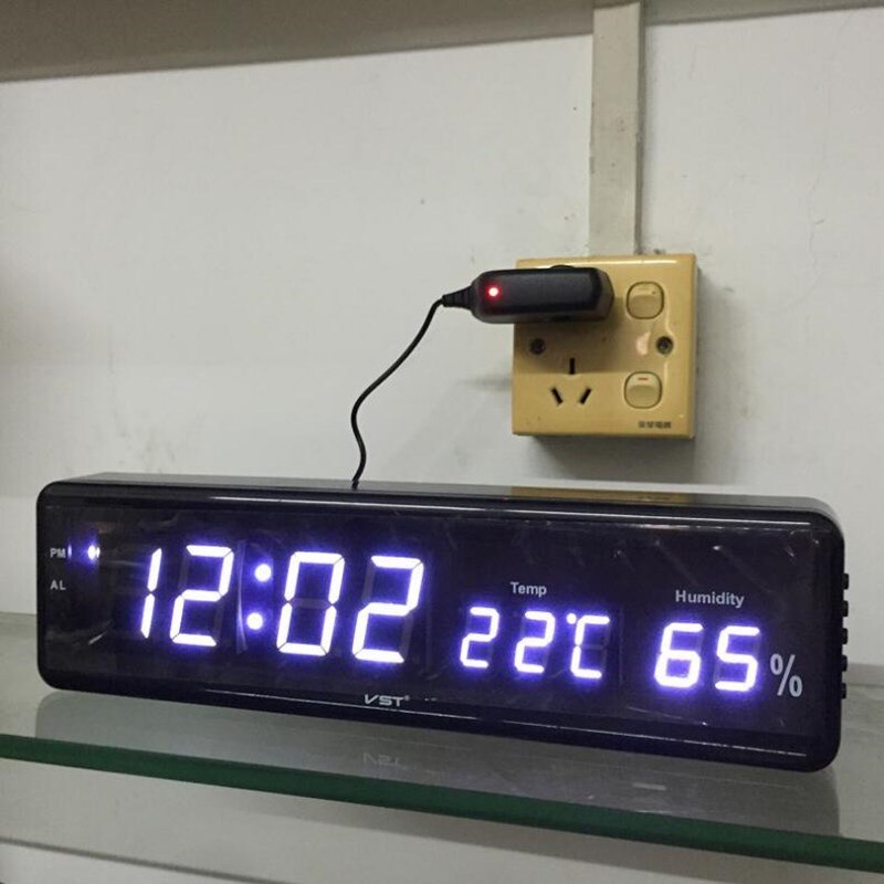 Reloj despertador Digital con 3 alarmas LED, pantalla de temperatura y humedad, reloj de mesa con enchufe europeo para decoración de sala de estar