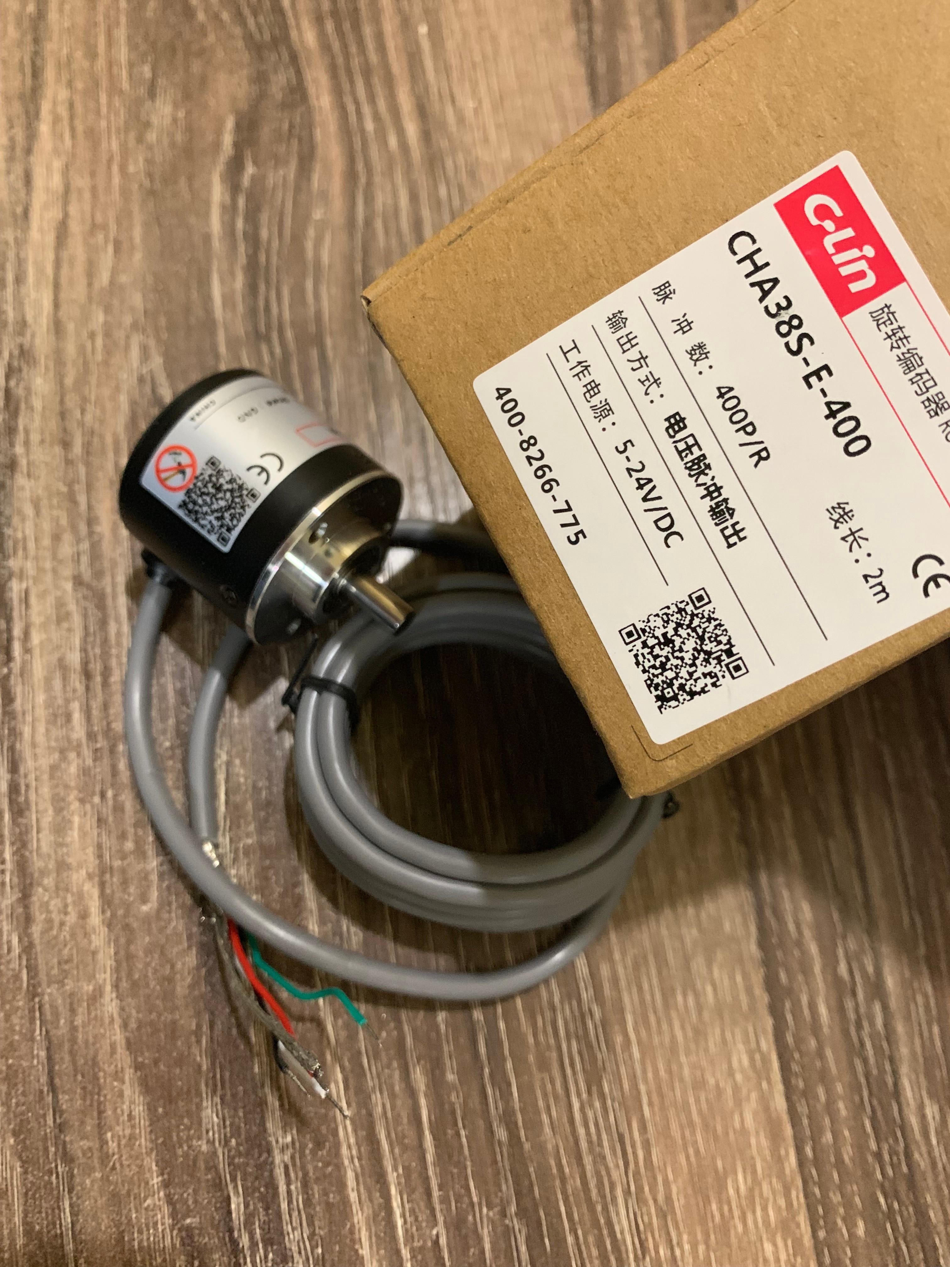 Flambant neuf original authentique c-lin CHA38S-E-400 tension sortie quatre fils encodeur rotatif DC5V--24V longueur de ligne 2 mètres