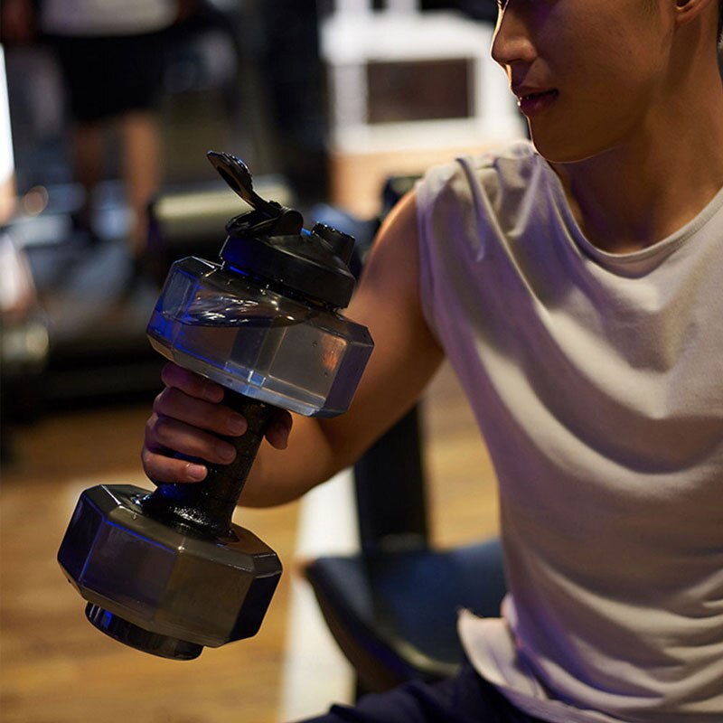 2.2L siłownia hantle butelka na wodę BPA bezpłatne przenośne dużej pojemności butelka wody kreatywny prezent wibrator zdatność sport dzbanek