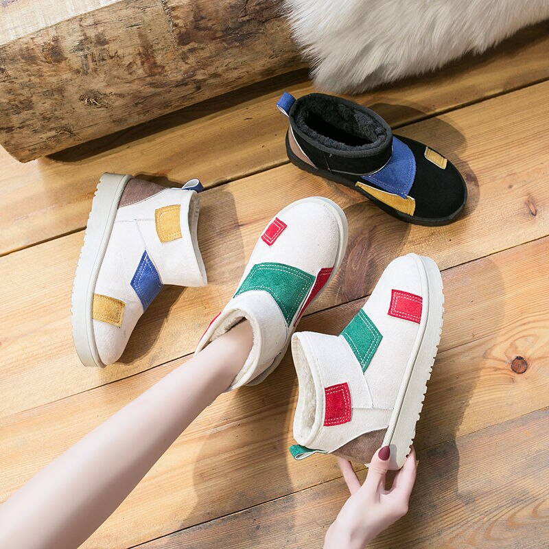 Snowboots Vrouw Winter Dikker Fluwelen Vrouwen Katoenen Schoenen Platte Instappers Antislip Enkel laarzen Patchwork Zwart Beige