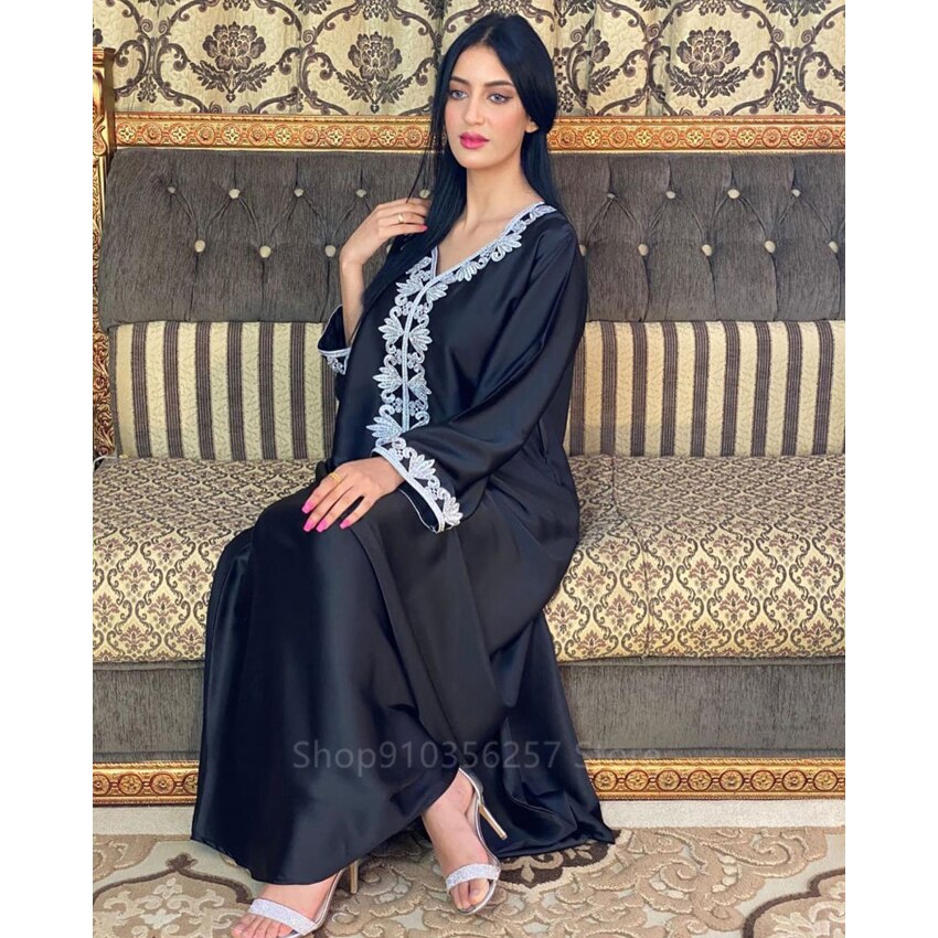 Eid mubarak moslim abaya vrouwen jurk dubai kaftan turkije islamitische kleding gouden borduurwerk kant kwast riem set