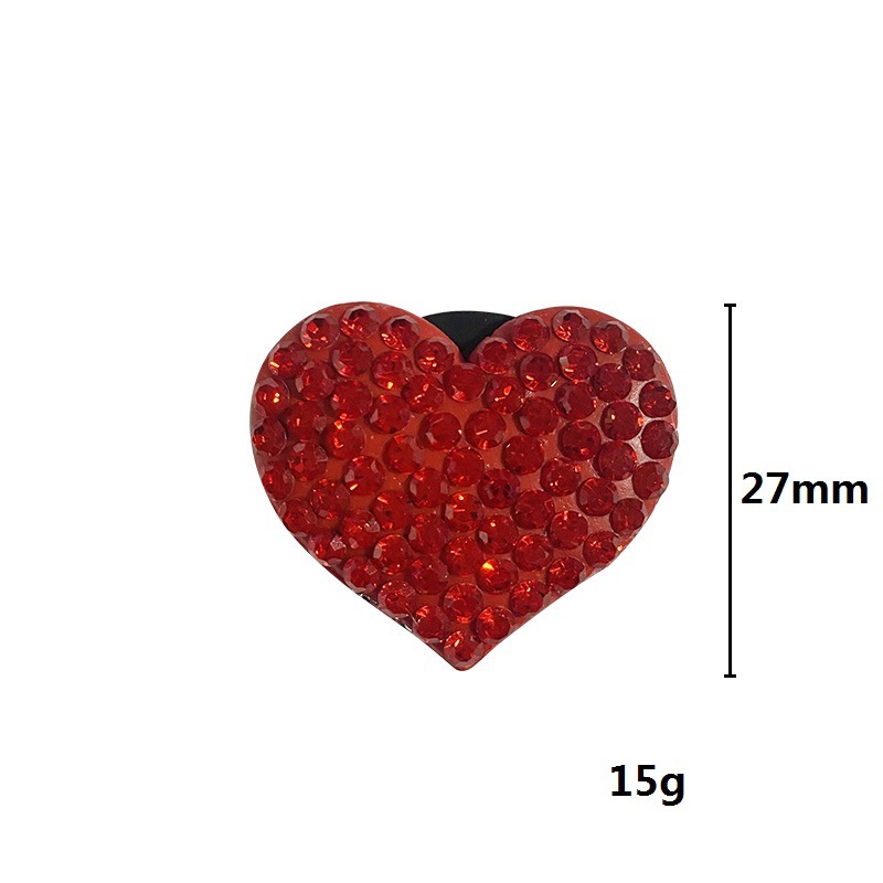 Clip de aromaterapia para coche en forma de corazón, diamantes de imitación creativos, salida de aire acondicionado, decoración de perfume, clip, accesorios para coche