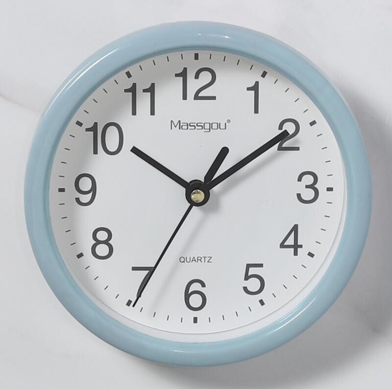 Minimalistische Kleine Wandklokken Met Frame Doorzichtige Plastic Snoep Kleuren Mute 15Cm Opknoping Horloge Klok Woonkamer Home Decor: Light Blue