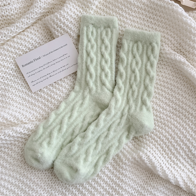 Calcetines cálidos para mujer, japonesa de invierno, calcetines mullidos de Color sólido para niñas, calcetines gruesos y bonitos para el hogar, calcetines suaves Kawaii para otoño: Verde claro