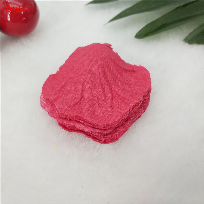 20000pcs / lot 4.5*4.5cm silk rose petals for Wedding Decoration, Romantic Artificial Rose Petals Wedding Flower Rose Flower 7Z: rose red