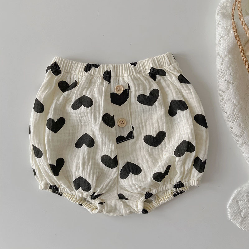 2022 letnie nowe dziecięce śliczne spodnie Pp śliczne nadruk niedźwiedzia dziecięce spodenki chłopięce modne spodenki dziecięce kropka luźne krótkie spodenki malucha: serce / 6M  66cm