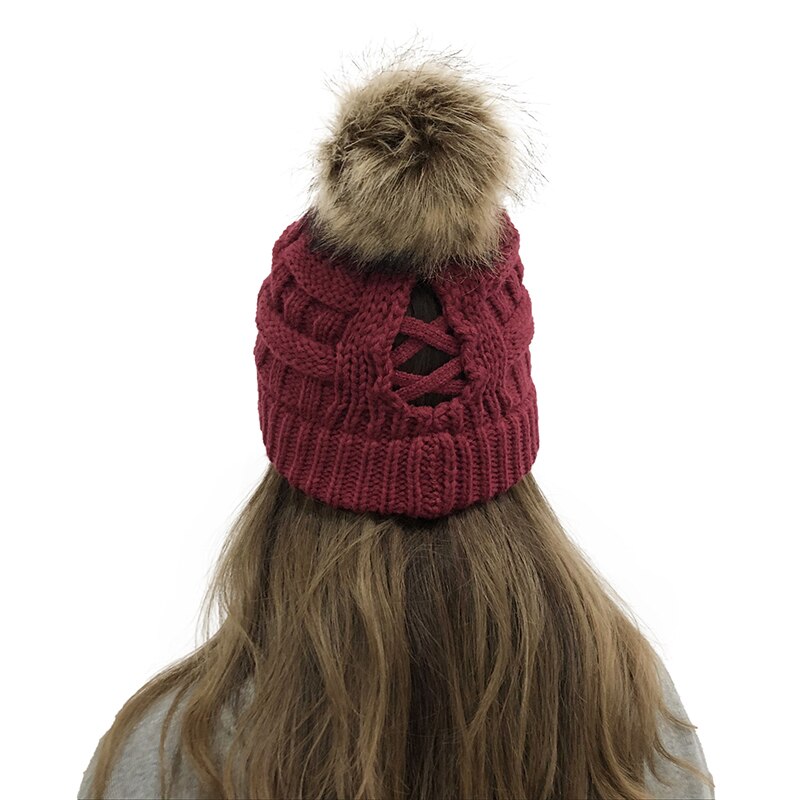 Dames wollen muts, muts met ronde kop, accessoires, gebreide muts, hoofddeksel, kruismuts, hoofddoek, haarbal, elastisch, winterwarm