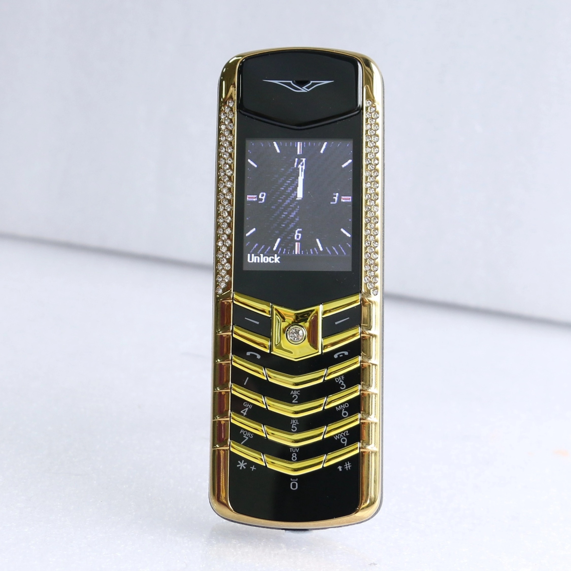 Assinatura clássica do telefone móvel para idosos ultra fino dois cartões sim trocador de voz bluetooth dial botão blacklist portátil: Dourado / Pacote 3
