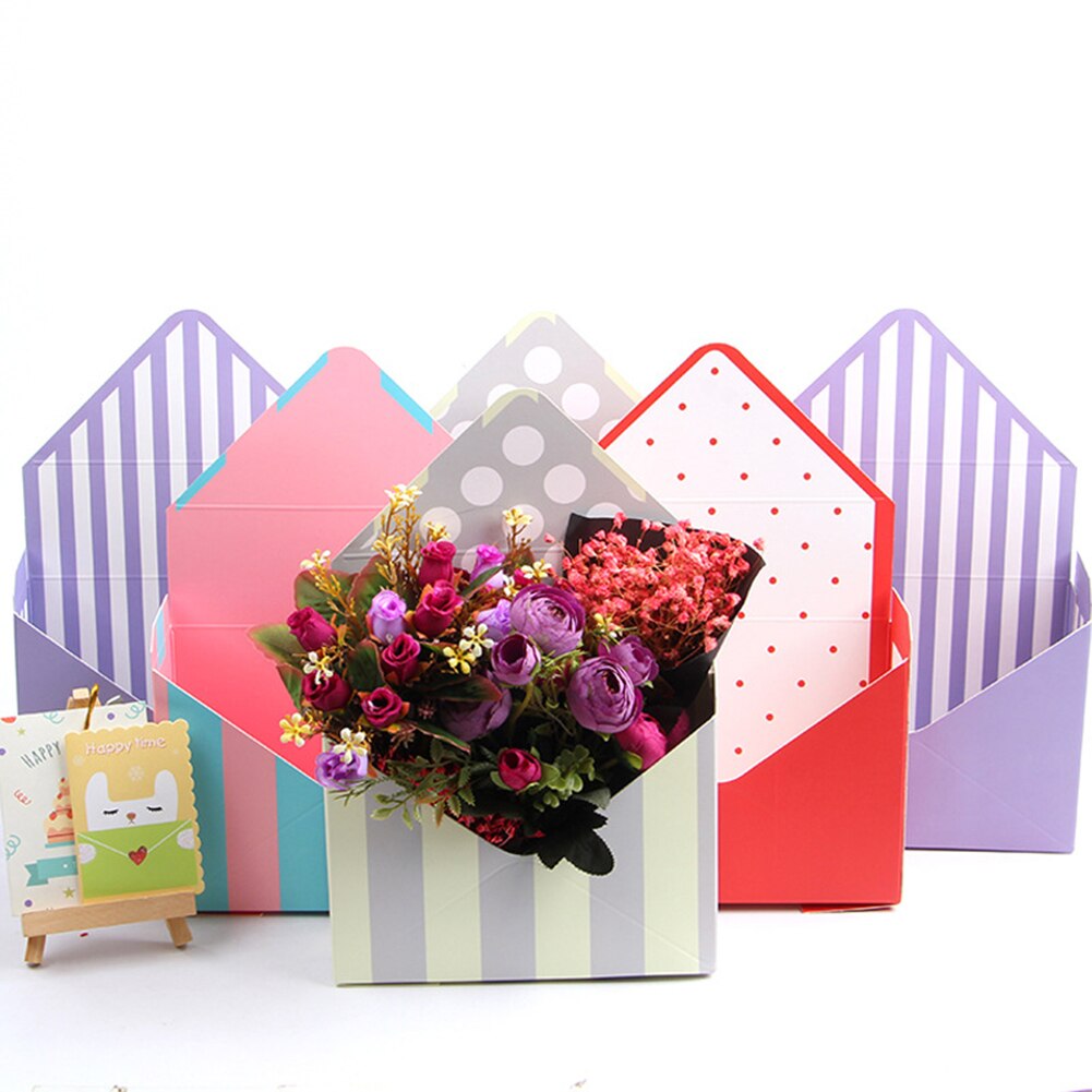 Stripete romantisk konvolutt blomsterboks blomsterhandler bukettpapir pakking håndlagring oppbevaringsboks for bryllup forlovelsesfest dekor