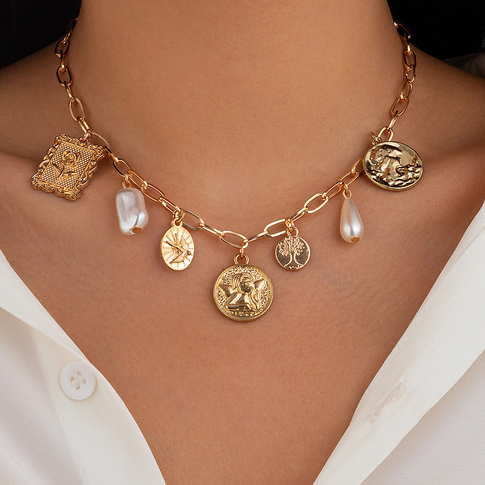 Exquisitos dijes, collar con colgante de perlas para mujer, gargantilla con dije de lazo de Color dorado de acero inoxidable, concha de concha, de joyería de