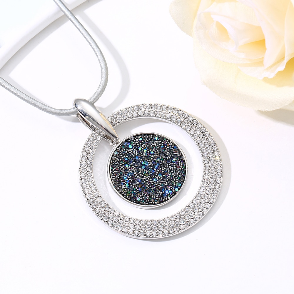 Beautiful Big Colorful Hollow Round Circle Pendant Necklace For Women Color Long Sweater Jewelry Geometric Crystal Necklace
