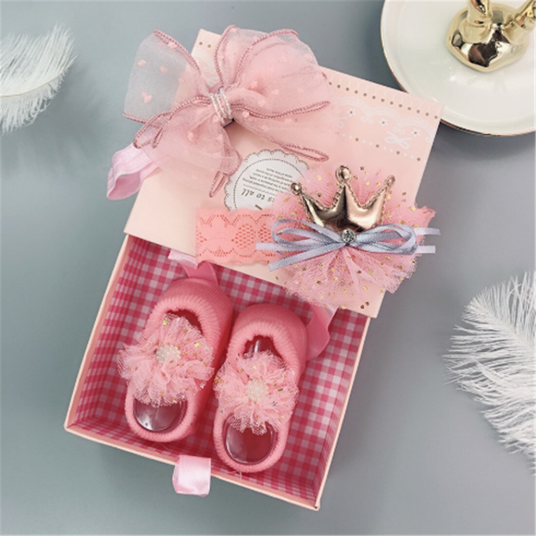 Infantil Bebê Recém-nascido Meninas 3 Pçs/set Chinelo Meias Caixa de Presente De Cabeça Pé Meias Rendas Faixa de Cabelo Coroa Acessórios Foto Props