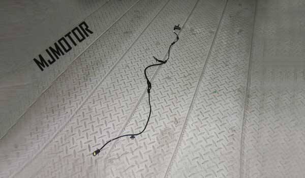 1pcs ABS Brake sensor front / rear left and right side For Chinese CHERY TIGGO SUV 2.0L Auto car motor part T11-3550030