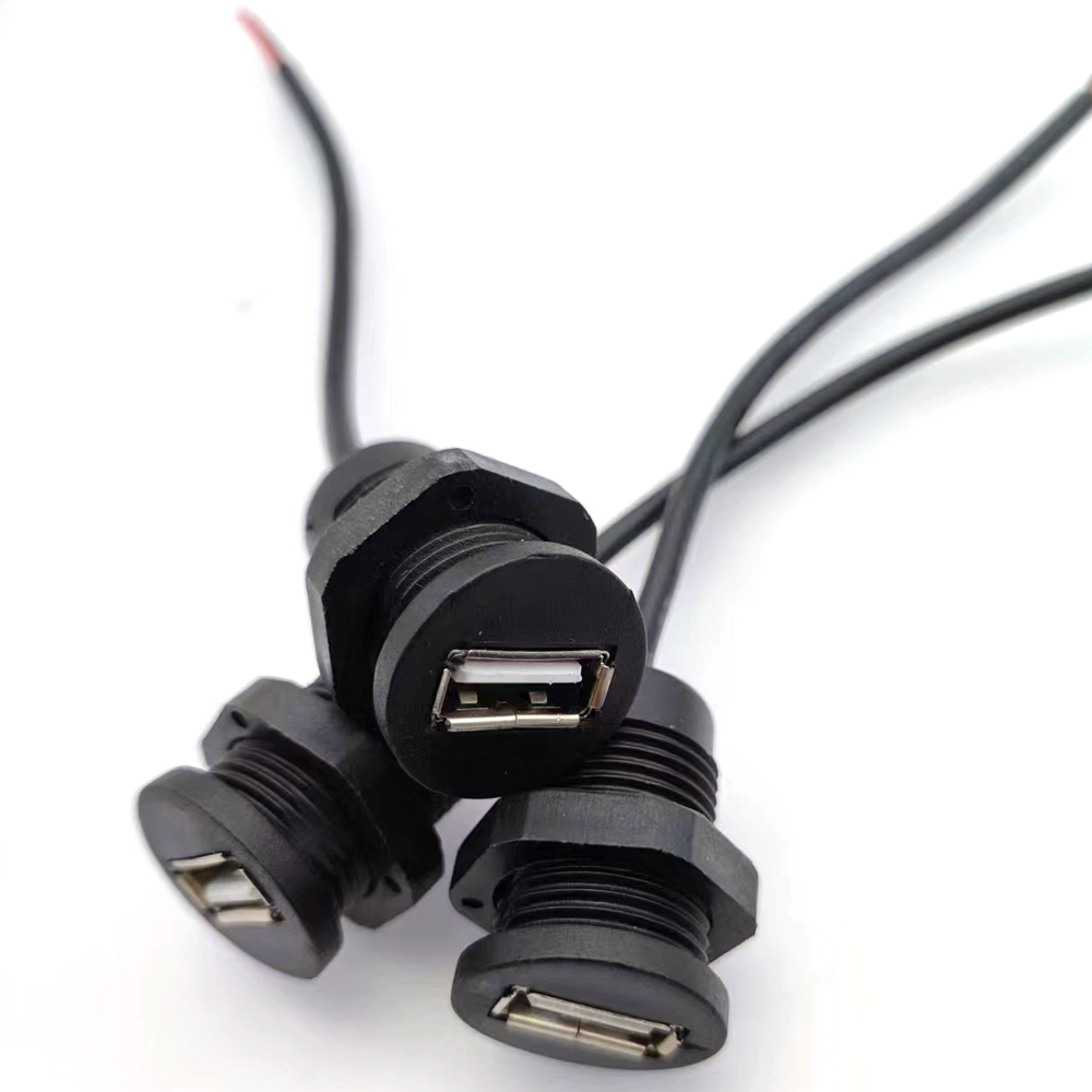 Conector de chasis USB hembra impermeable con cable