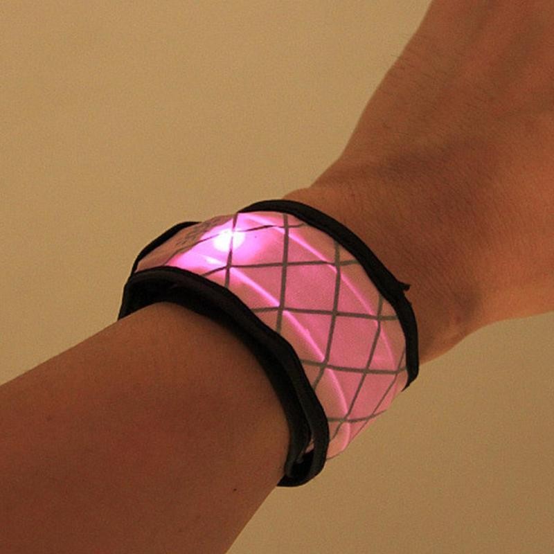 1 stücke Handgelenk Unterstützung LED Reflektierende Licht Arm Armband Für Nacht Band Lauf Armbänder Gürtel Handgelenk Armband Sicherheit Radfahren O0C3
