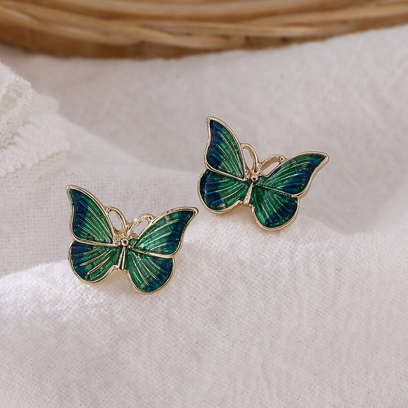 The Butterfly Earrings Heart Ins Stud Earrings Stereo Feeling, Small Earrings Push-back Metal Small Pure and Fresh Girl Women