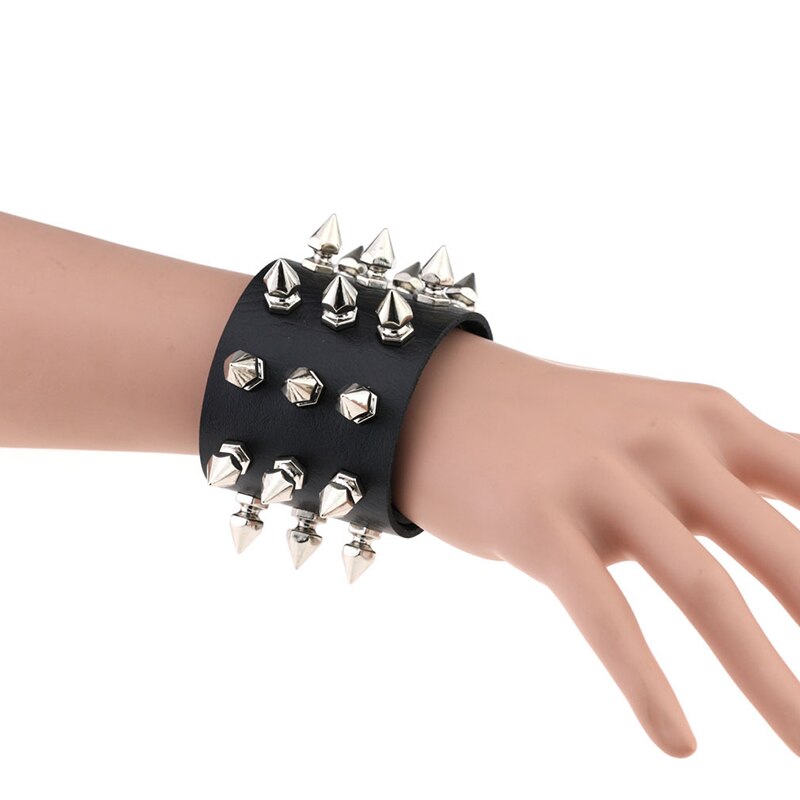 Punk Spikes Rivet Stud Brede Manchet Lederen Armbanden Bangles Gothic Rock Unisex Bangle Harnas Armbanden Charm Bileklik Pulseiras