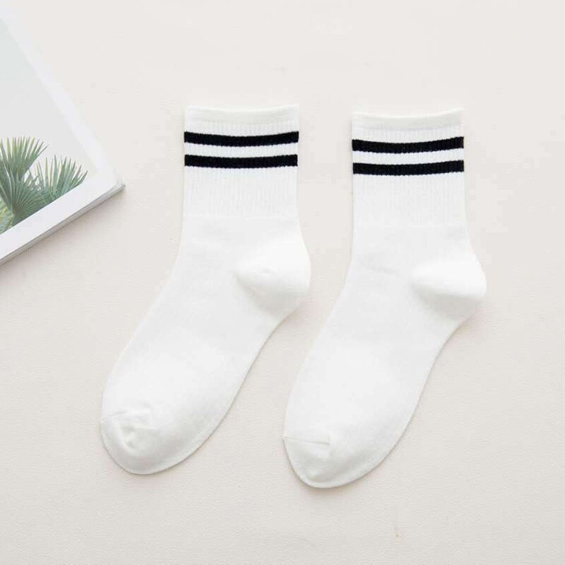Vrouwen Meisjes Casual Gestreepte Snoep Kleuren Katoen Comfortabele Harajuku Korte Sokken Mode Grappige Sokken 1 Paar: green