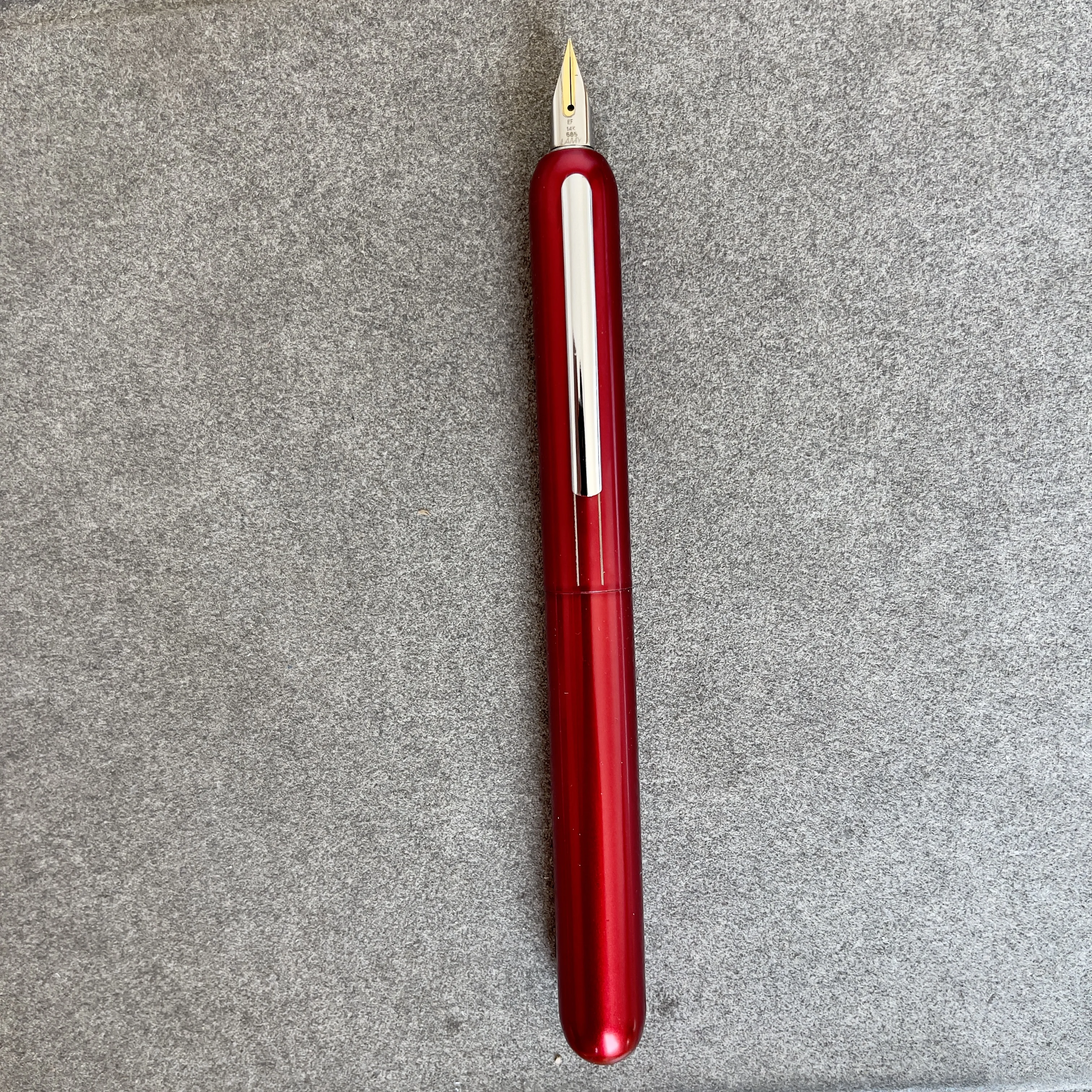 Penna stilografica wakaka red dot award dialog focus 3, penna a scatto con inchiostro e pennino in titanio nero e 14k punte in oro