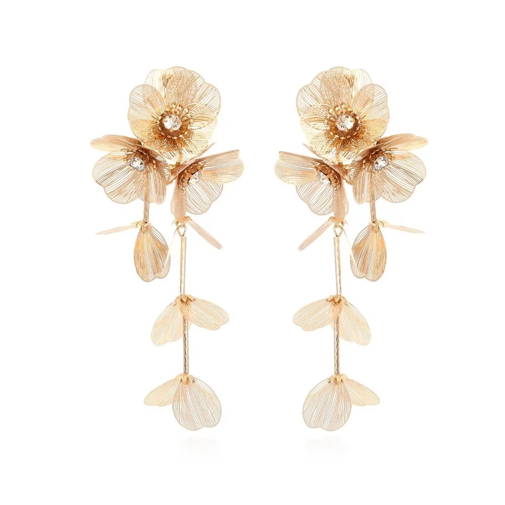 Vedawas boucles d'oreilles fleur, bohême Maxi tissu 3D fleur charme couche grand tissu fait à la main clou Floral femmes boucle d'oreille bijoux de mariage: Jaune brunâtre
