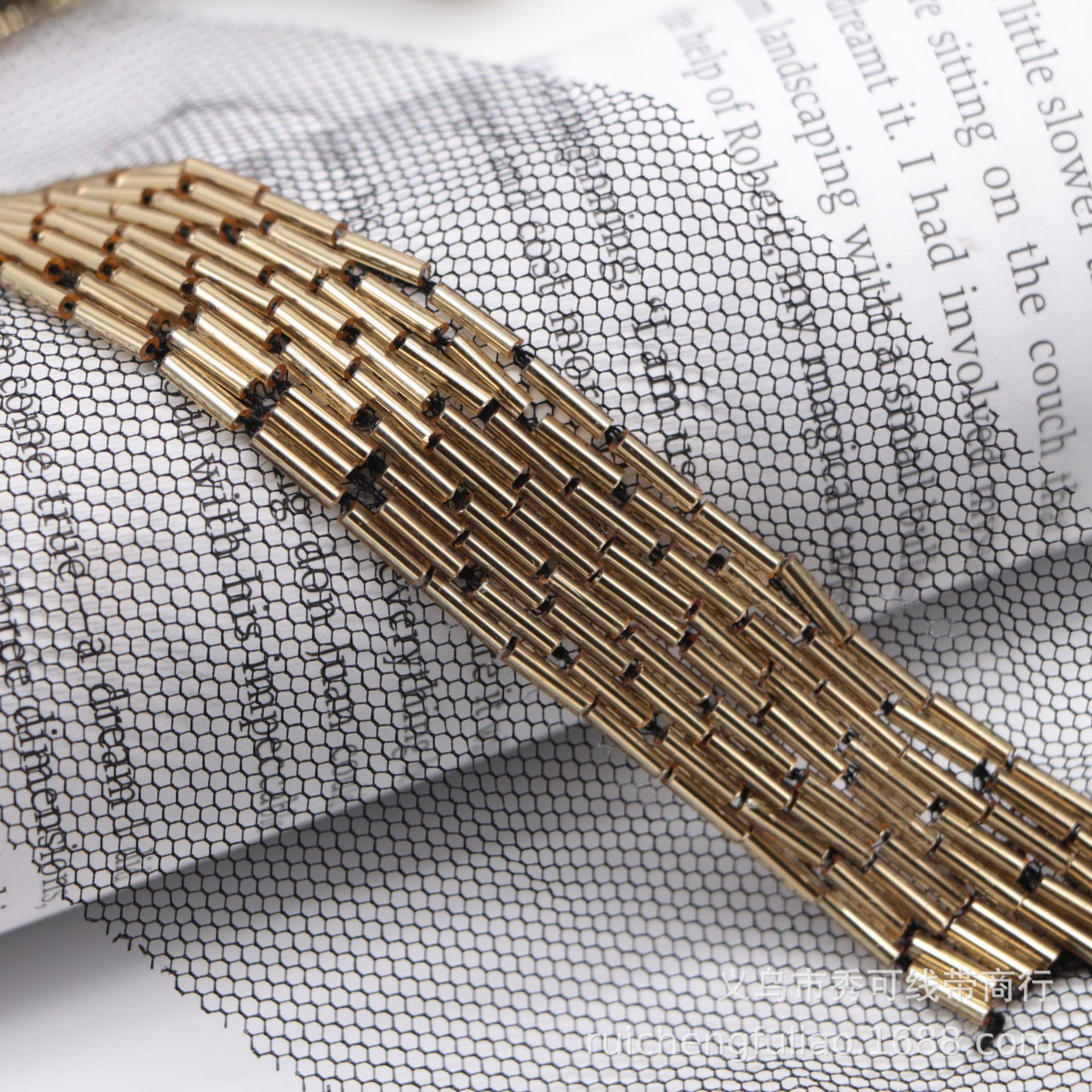 2 meter champagnekleurige kralenkantband, stoffen lint, zelfgemaakt, kraag, naaien, kledingstuk, trouwjurk, hoofdtooi, materialen, haaraccessoires: Zwarte champagne