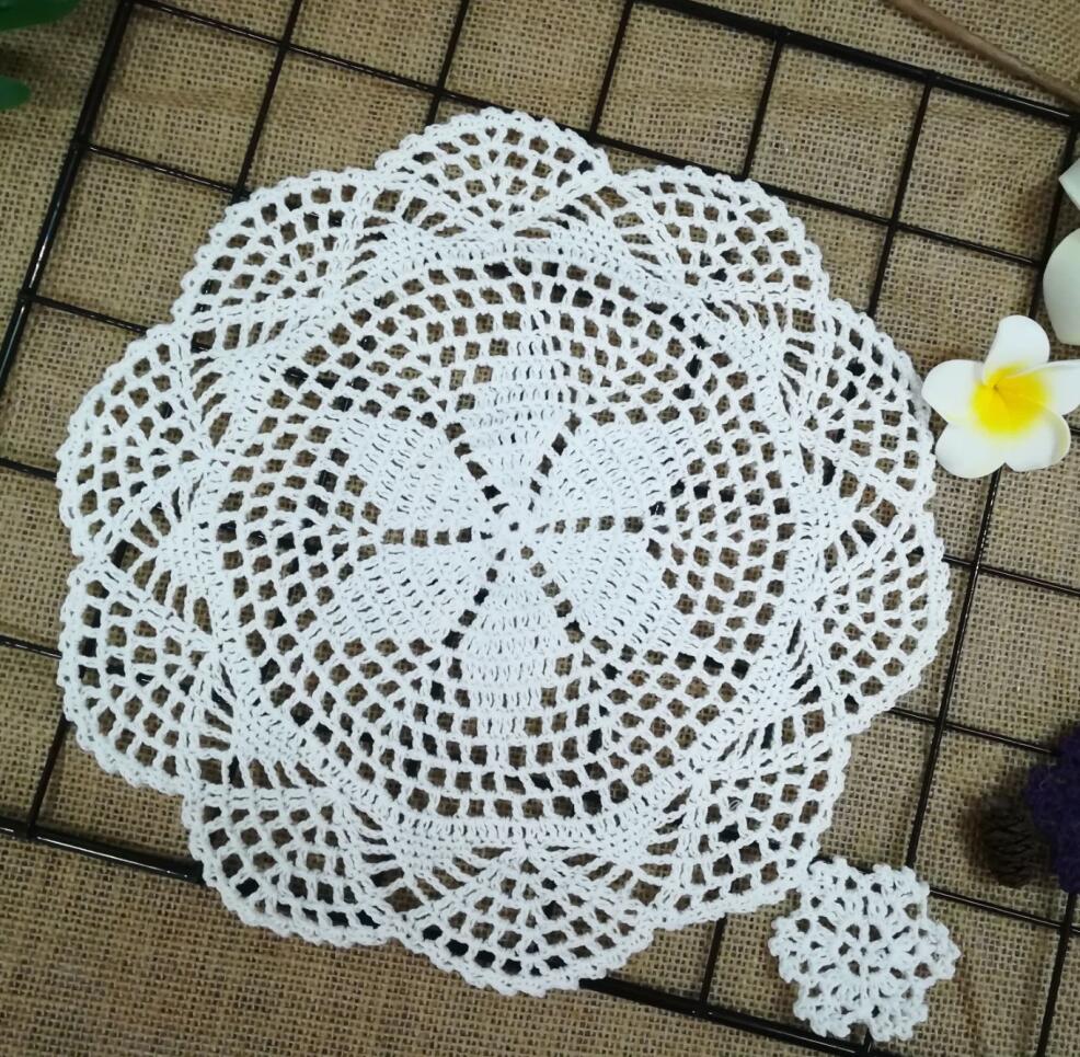Beautiful Placemats Dining Cup Mat Coasters Table Mats Crochet Doilies Kitchen Table Plate Pad 30cm Round Wedding Placemat