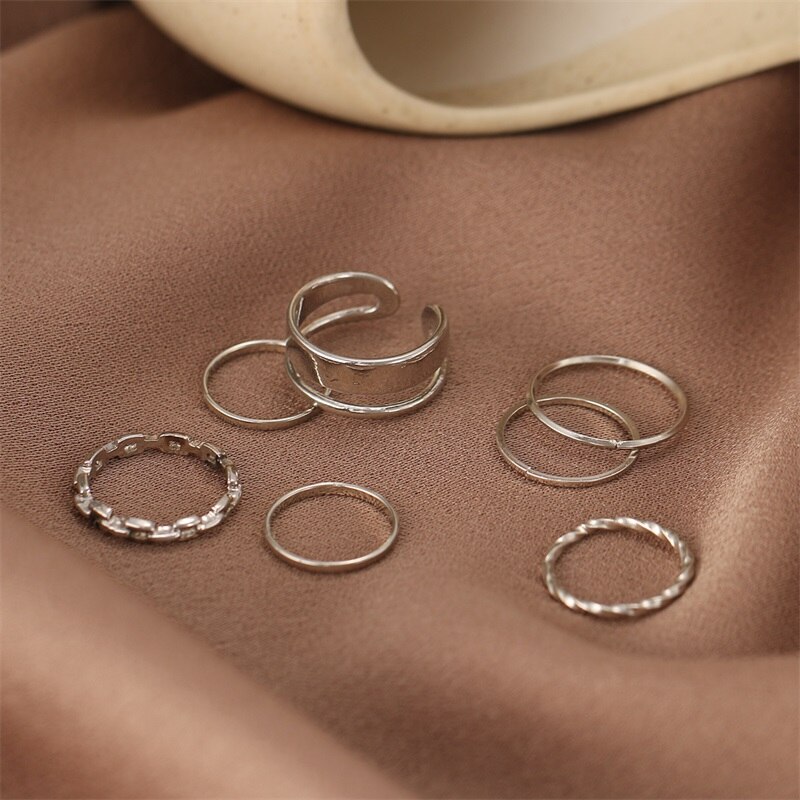 IFMIA Schmuck Ringe einstellen Metall Legierung Hohl Runde Öffnung Frauen Finger Ring Für Mädchen Dame Party Hochzeit