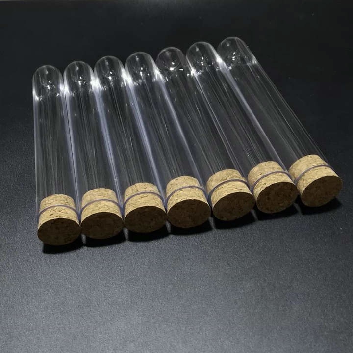 50 stk / del 25 x 150mm plastrør med rundbunn av plast med korkpropp for slags eksperimenter