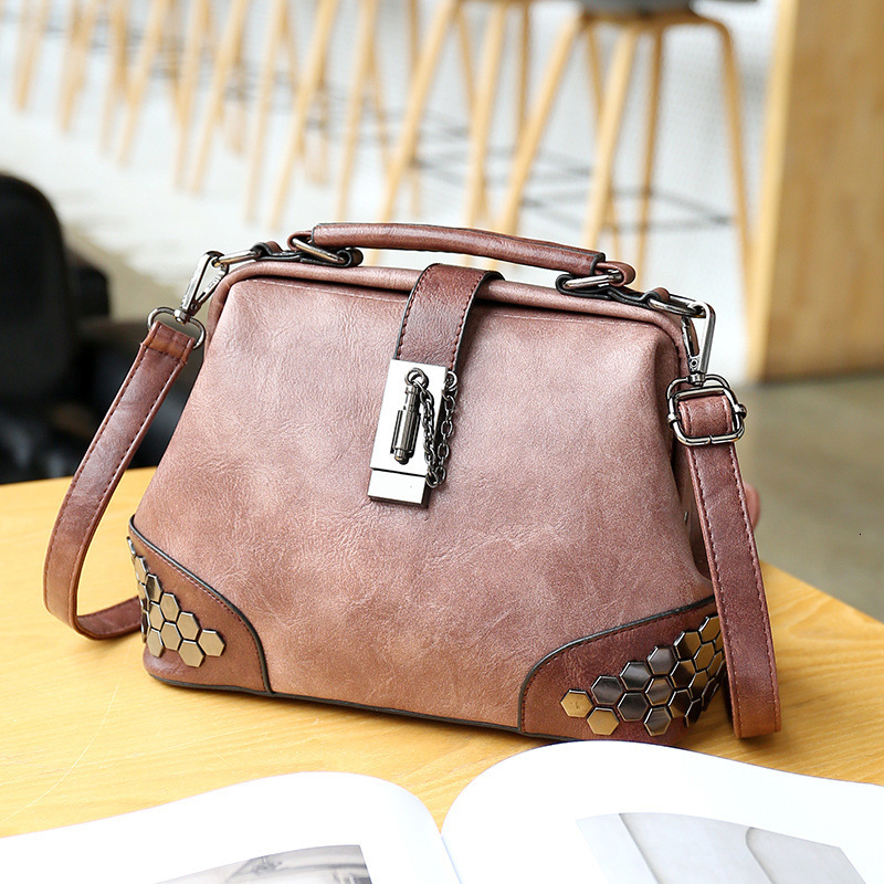 Women Handbags Chic Shoulder Bag Female Small Flap PU Leather Satchel For Girls Travel Totes Messenger Bag Doctor Bags: light brown