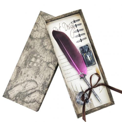 Luxe Vintage Veren Pen Retro Engels Kalligrafie Quill Dip Vulpen Met 5 Penpunten Briefpapier Kantoor Schoolbenodigdheden: Rose Red