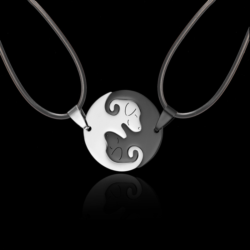 2pcs Personality Yin Yang Dog Couple Necklace Women Pair Pendant Matching Collar Stainless Steel Chain Stitching Jewelry: Light Yellow Gold Color