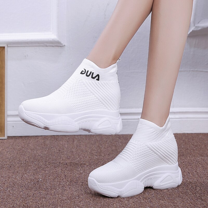 Åndbare strikkede chunky sneakers kvinder fjeder solid kilestrømpe sko kvinde tyk bund høj top sko kvinde