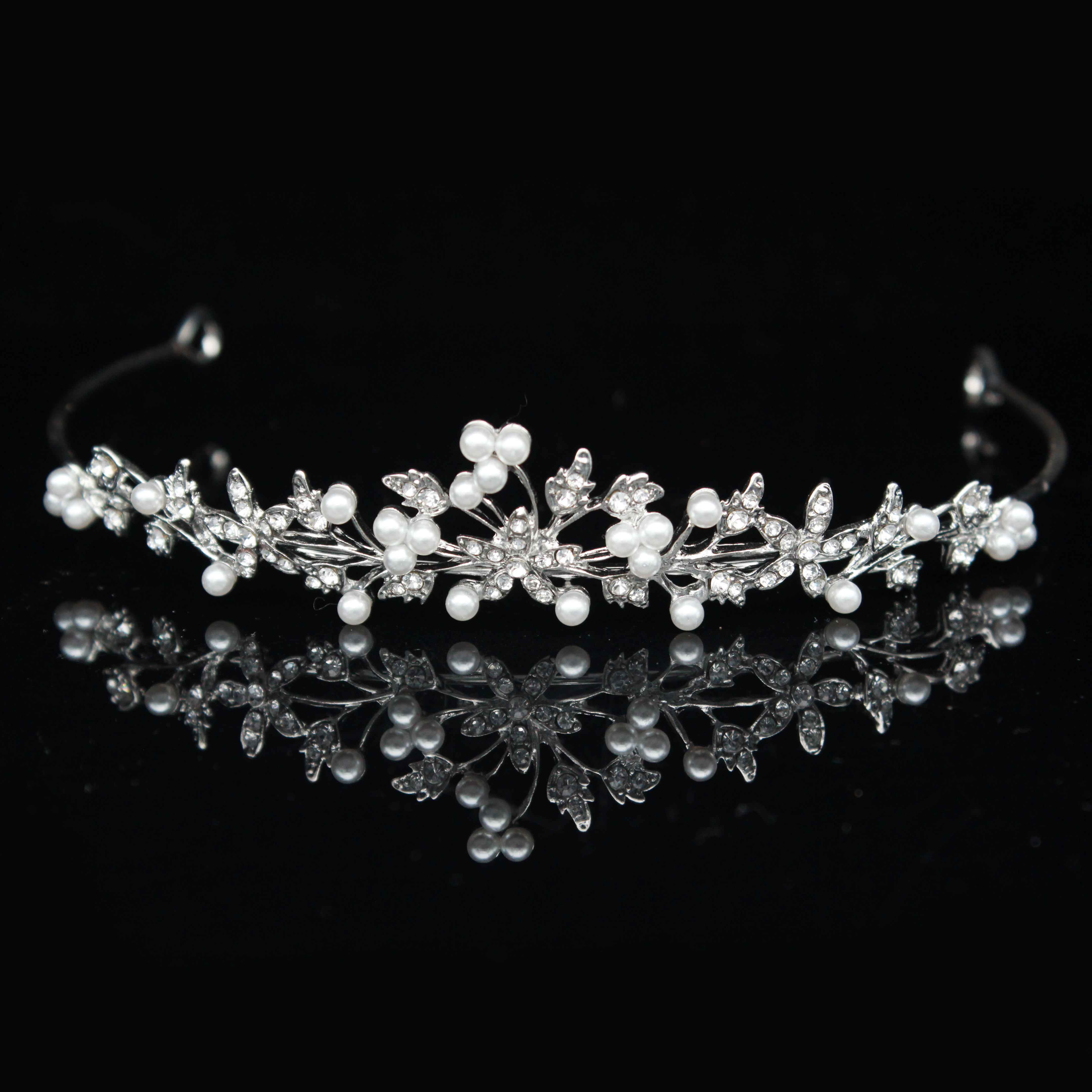 11 disegni di Cristallo Wedding Bridal Tiara Crown Per La Ragazza/Donne di Promenade Diadema Ornamenti Per Capelli Da Sposa Monili dei capelli Della Sposa accessori