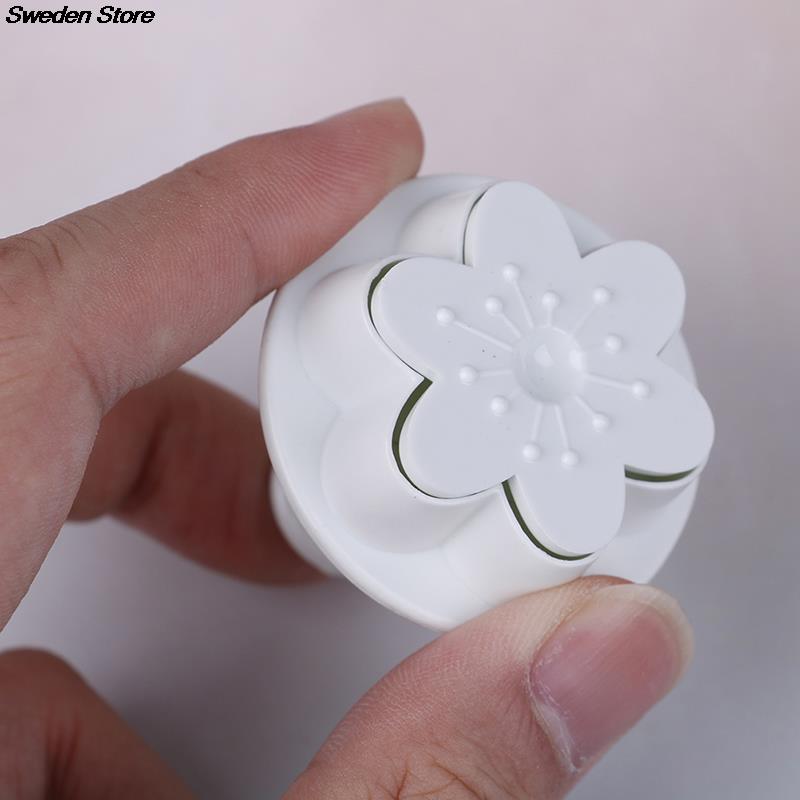 4 stk / sett ferskenblomst form cookie kuttere blomst serie bakverk kjeks form stempel kake dekorere verktøy