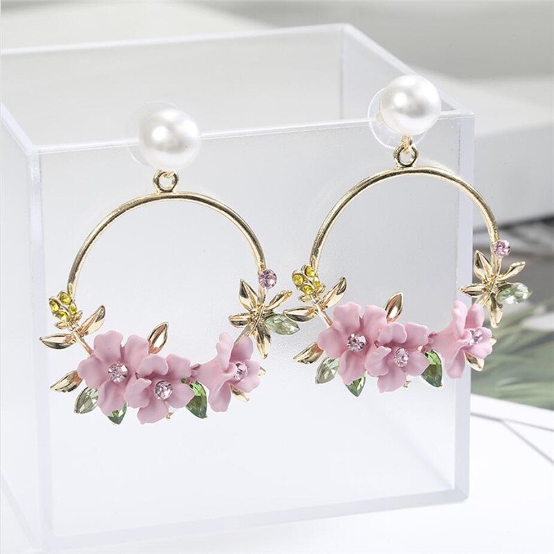 Korean version ins Leaf ear receptacle sweet soft clay pearl female style Pink Color Flower Girl Woman Big Circle Earring