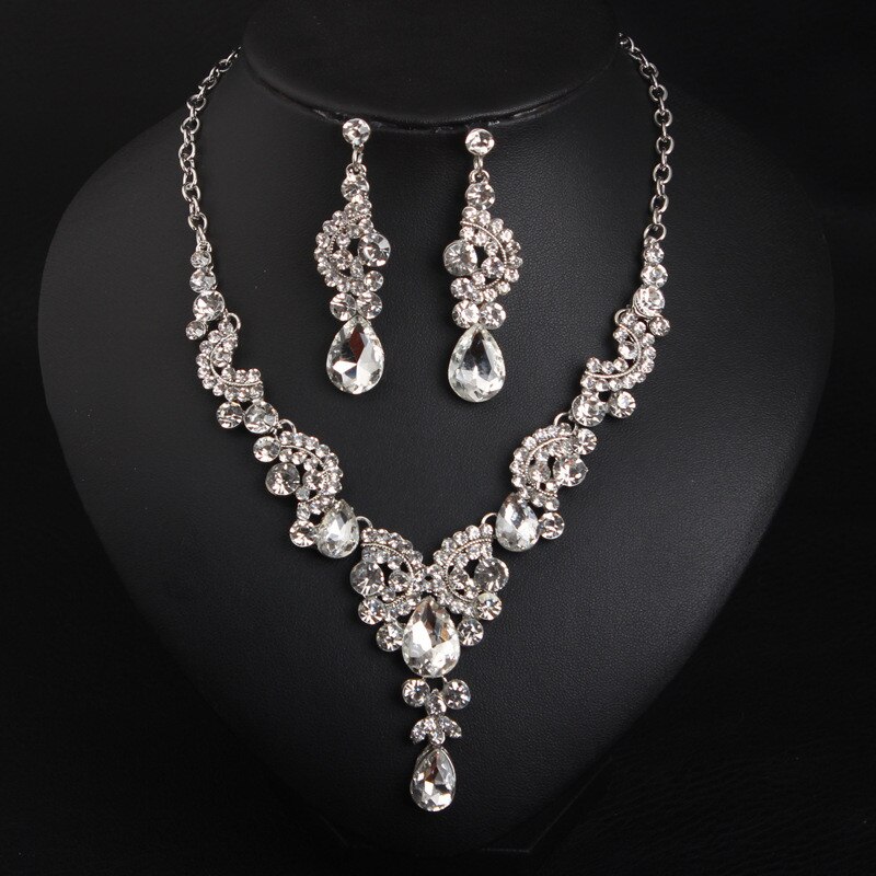 Vintage Water Crystal Hanger Ketting Oorbellen Goud Kleur Choker Sieraden Set Voor Vrouwen Engagement Bruids Sieraden Set: White