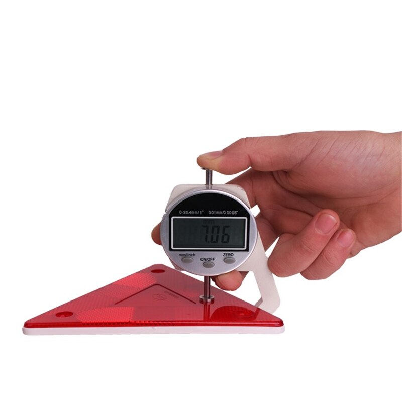 1 Pieces Triangle Warning Reflector Stop Warning Sign Reflective Safety Sign Board Truck Plate Red Rear Light 18507