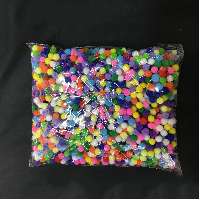 500 stück Mini pluizige zachte pompons pompons bal handgemaakte kinderspielzeug hochzeit weihnachtsdekoration diy naaien craftsupplies