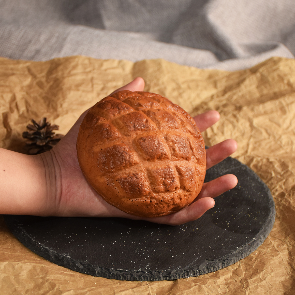 PU Simulation European Bread Model,Simulation Black Wheat Bread, Buckwheat Bread Model,Baking Shop Decoration Props,Food Model