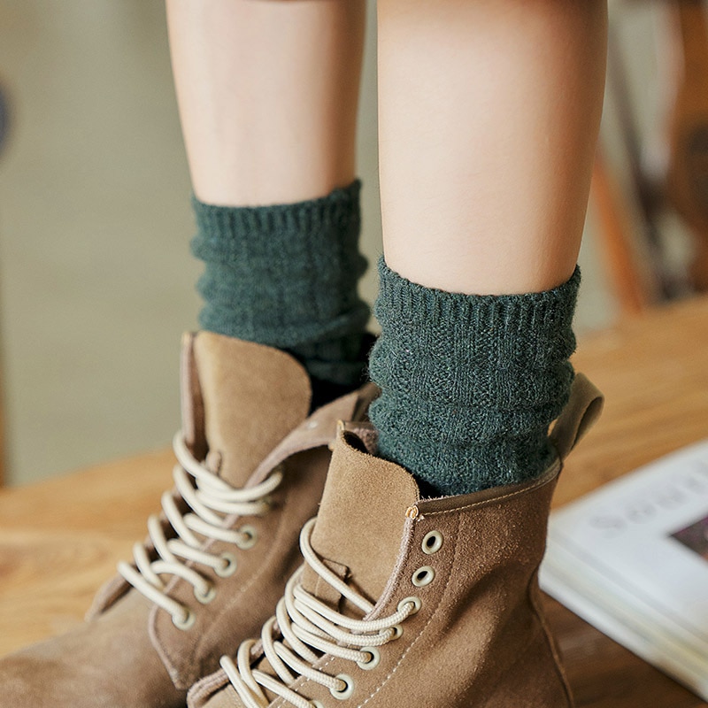 Harajuku Woollen Women Socks Soft Cotton Women Socks Solid Color High Tube Socks For Girls Winter Cute Thick Pile of Socks Lady