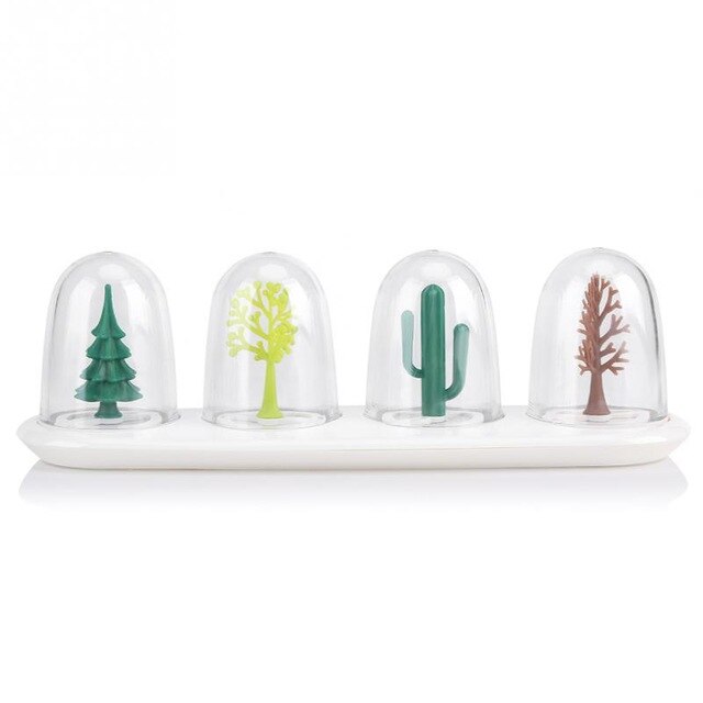4pcs Kitchen Supplies Four Seasons Plant Spice Jar Animals Seasoning Bottle Salt Sugar Pepper Shaker Cook Tool: Style 1