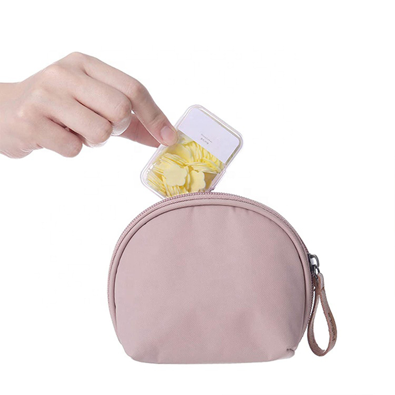 100Stck/Kasten Einweg Nette Mini Blume bilden Papier Seife mit Kasten Hand-waschen Seife Papier Flocken Tragbare händewaschen Seife