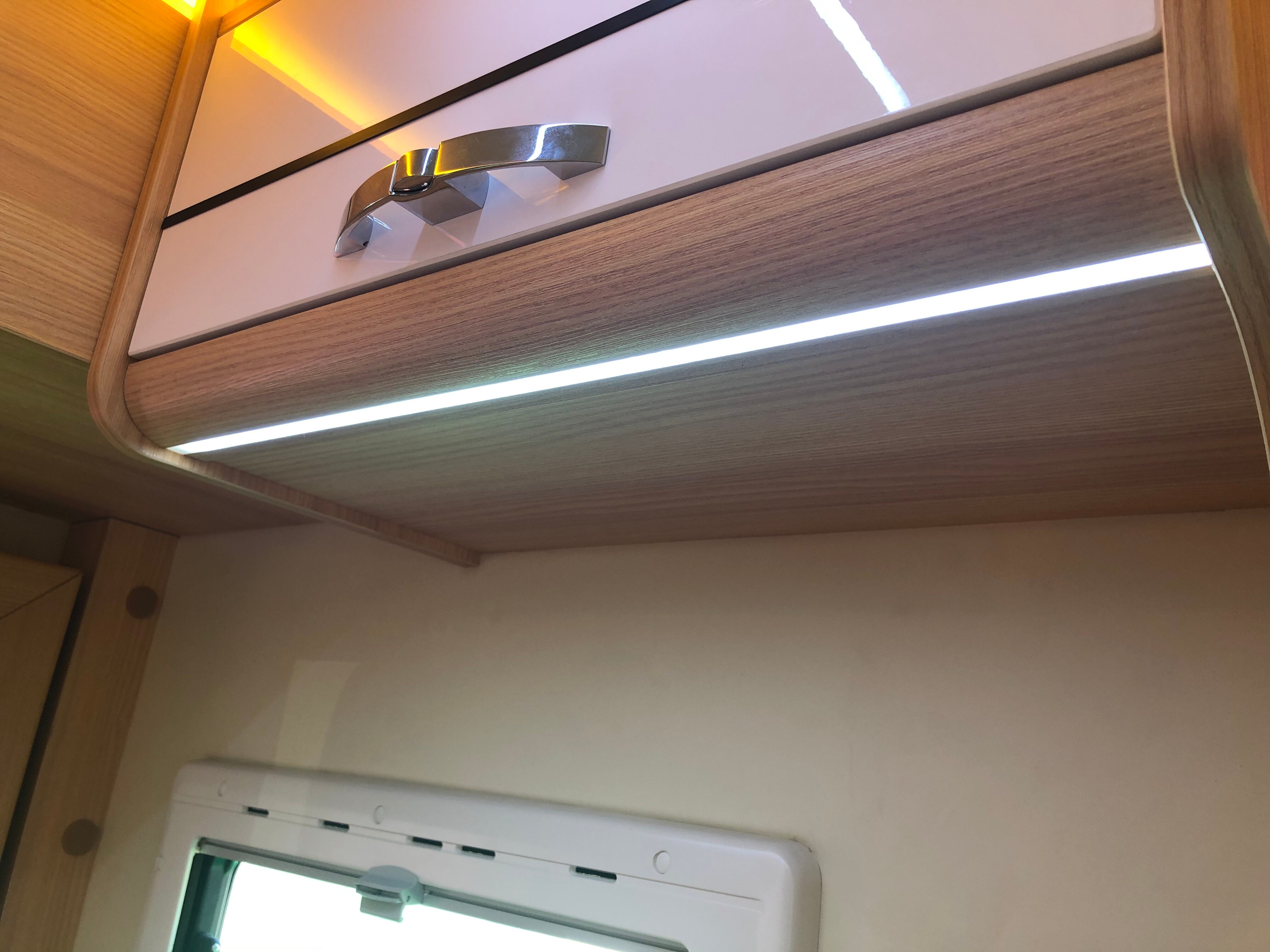 160mm gatafstand Camper Auto Push Lock RV Caravan Boot Kast Sloten Handvat Thuis Lade Klink Knop Sloten caravan Camper