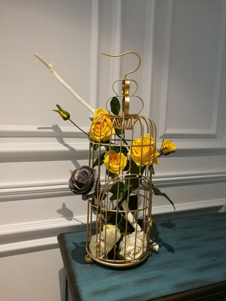 Cage à oiseaux en fer métal avec décoration artisanale pour mariage, pour domicile, maison, salon, chambre à coucher, décoration de fenêtre