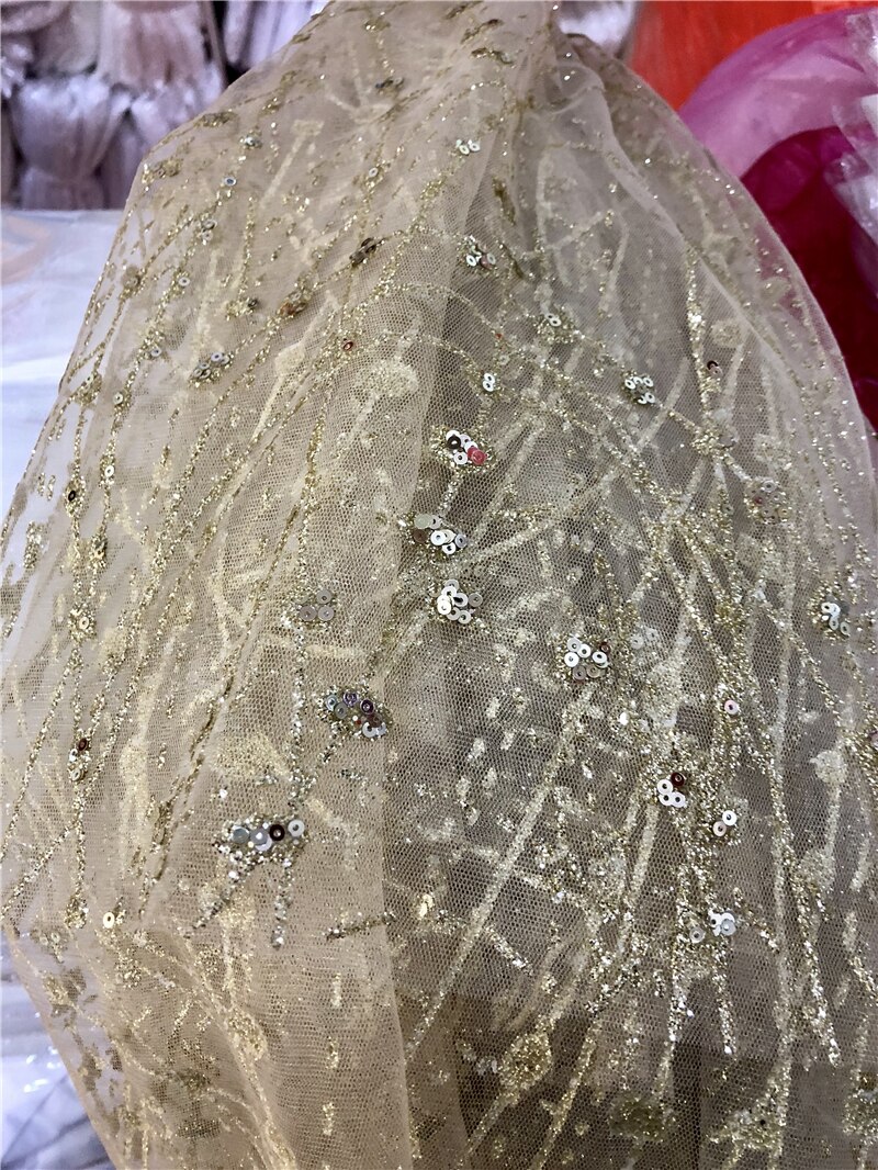 Velo de novia ostentoso con peine, velo de novia de dos capas, lentejuelas doradas blancas, brillantes, longitud del codo, accesorios de novia