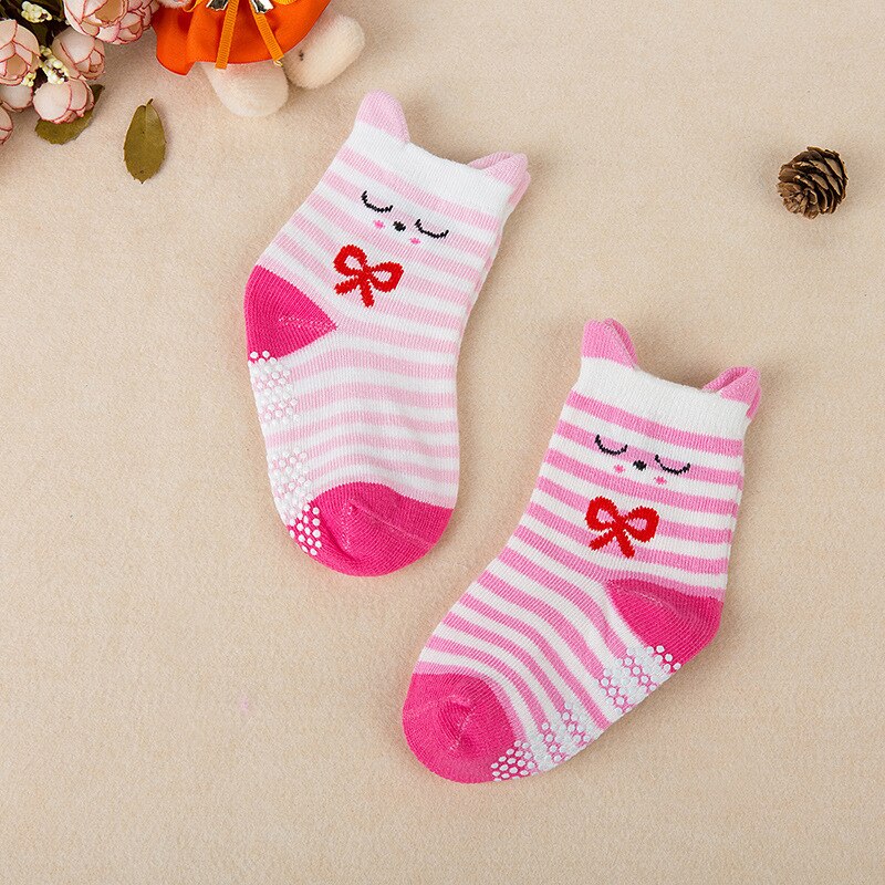 2 Pairs Newborm Baby Socken Baumwolle Imitieren Hand genäht Kopf Silikon Anti-skid Kleidung Zubehör Cartoon Socke Jungen mädchen: 3 / S 1-3Years